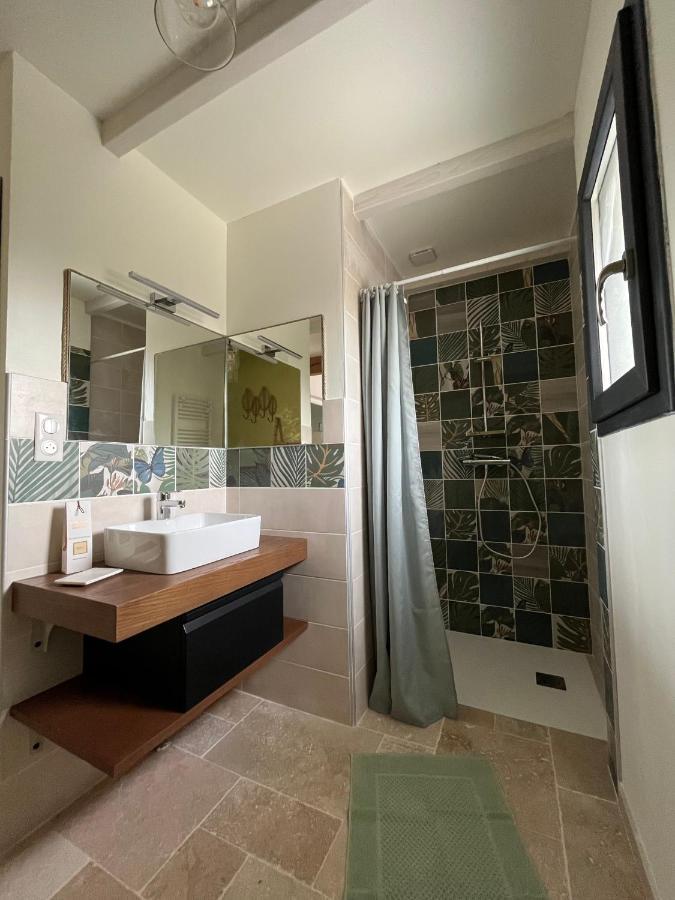 Chambre Au Calme Avec Spa Privatif Gratuit Sud Aveyron Les Palmiers Des Causses Saint-Rome-de-Tarn Luaran gambar